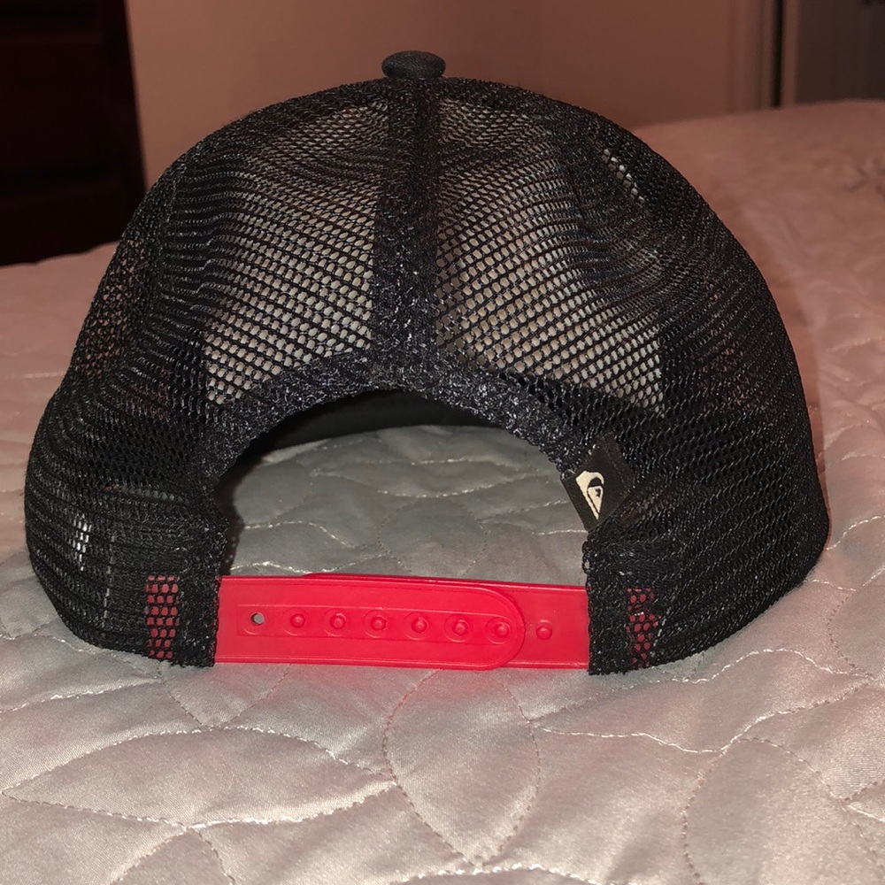 Quick Silver cap - Picture 2 of 3